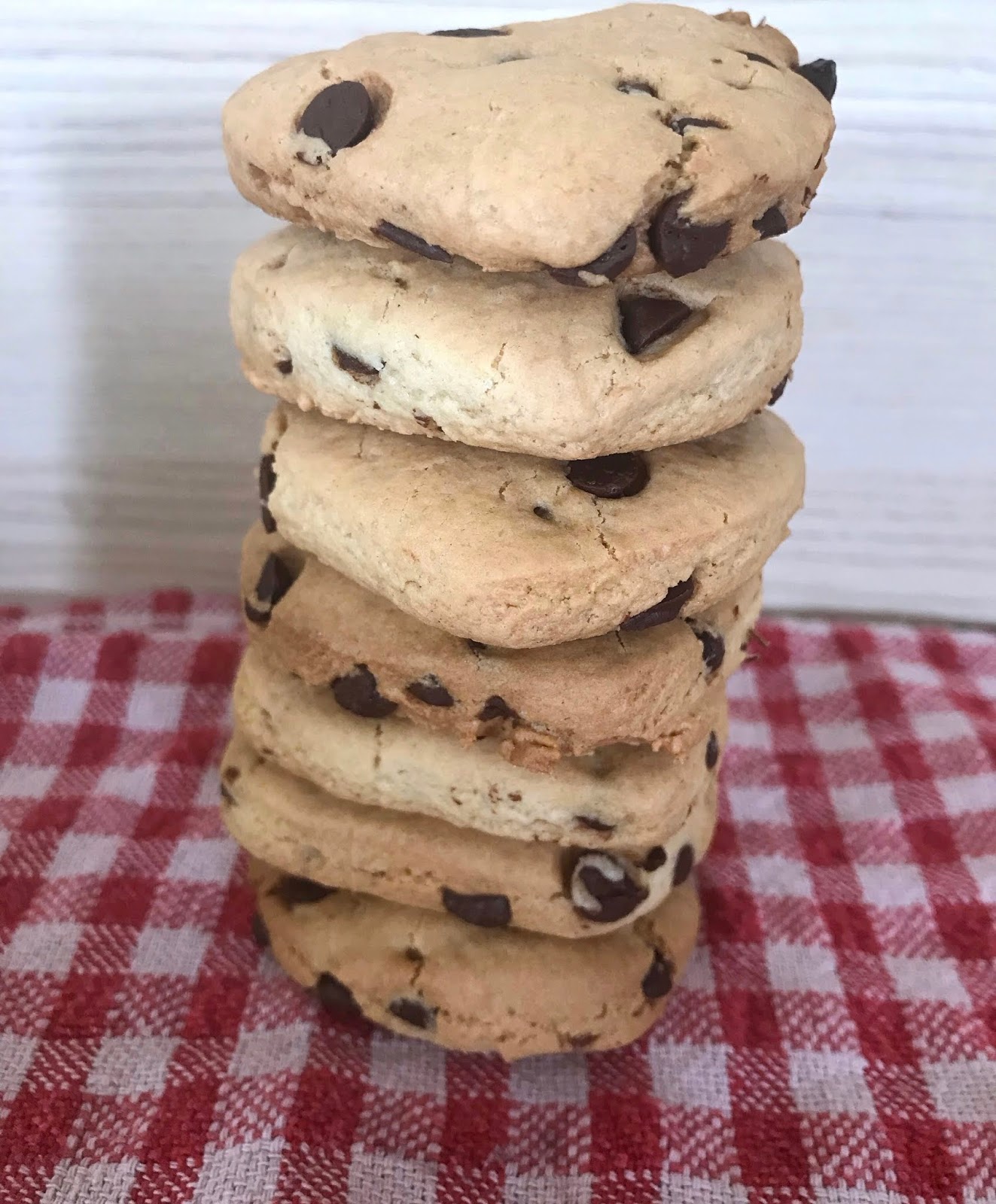 Cookies gourmands empilés aux pépites de chocolat Cookies empilés aux pépites de chocolat