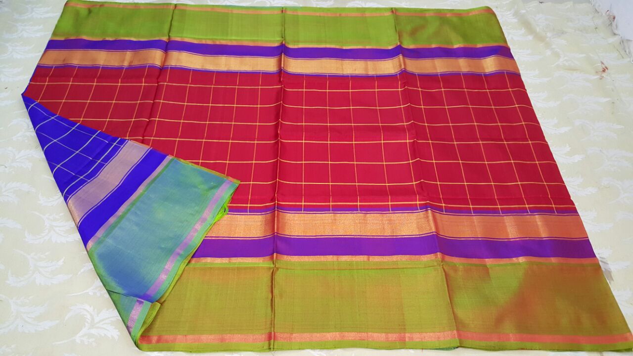 Indian Traditional Handloom Sarees: Uppada Checks silk sarees with blouse