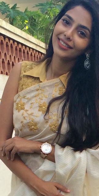Tamil Actress Aishwarya Lakshmi Latest Cute Pics In Saree 3