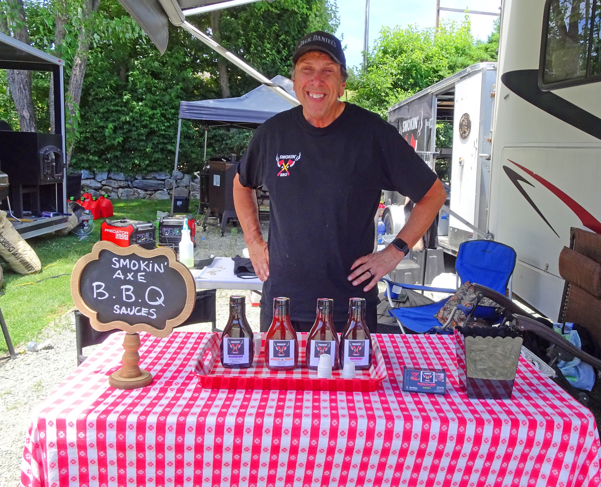 MAD MEAT GENIUS SMOKIN AXE BBQ