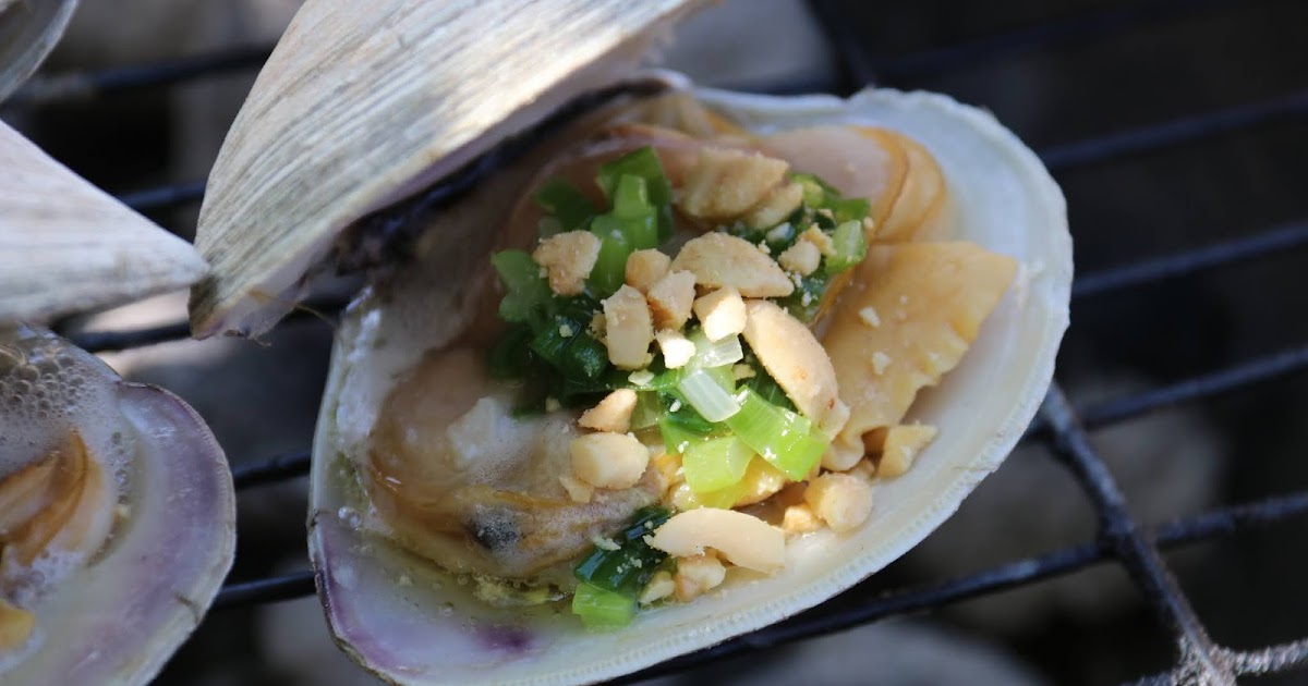 Boriville How to Grill Cherrystone Clam with Scallion Oil and Roasted