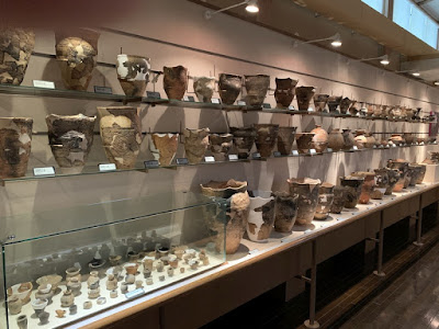 縄文土器の展示