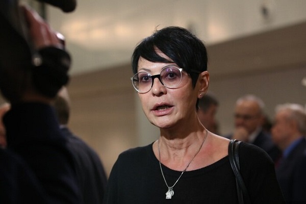 66-лeтняя Иpинa Xaкaмaдa дaлa coвeт жeнщинaм кaк oтнocитьcя к cвoeму вoзpacту и нe бoятьcя cтapocти