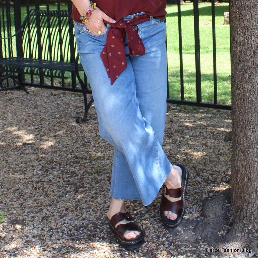 4 Tips for Wearing a Crop TopOver 50 Fierce Fashion