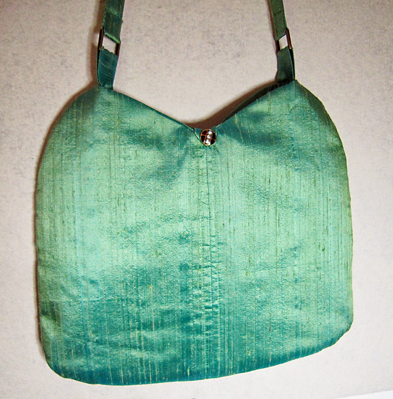 Quilting Artfully: Making Silk Bags