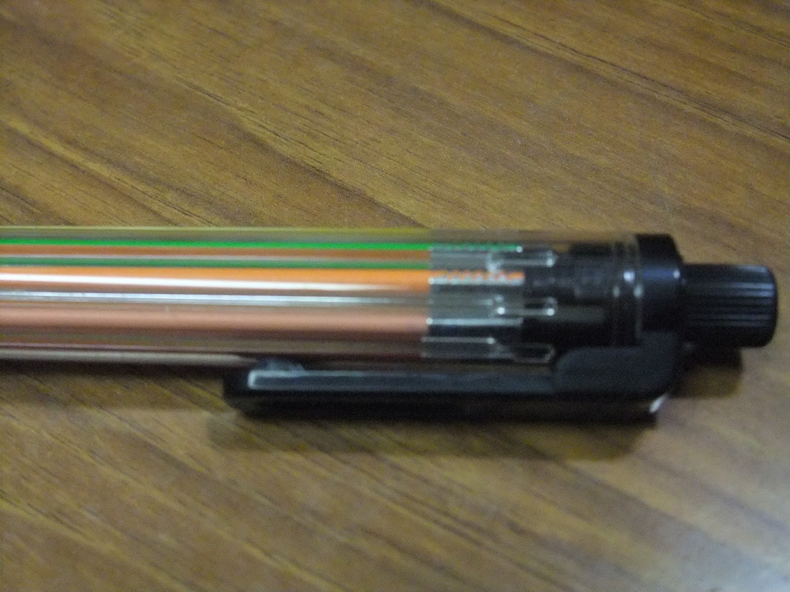 Make:Biotechnology on your time: 無印良品のポリカーボネート8色鉛筆芯シャープペンを購入しました！