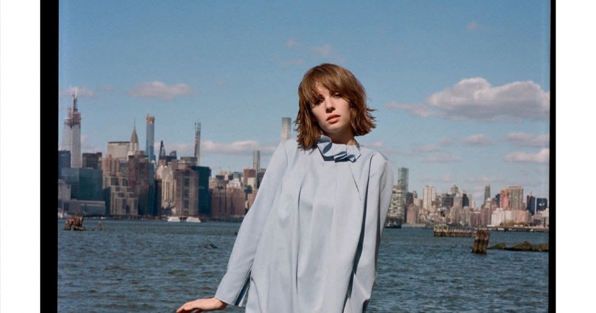 Maya Hawke Featured in Glamour Magazine Spain -Jan 2020