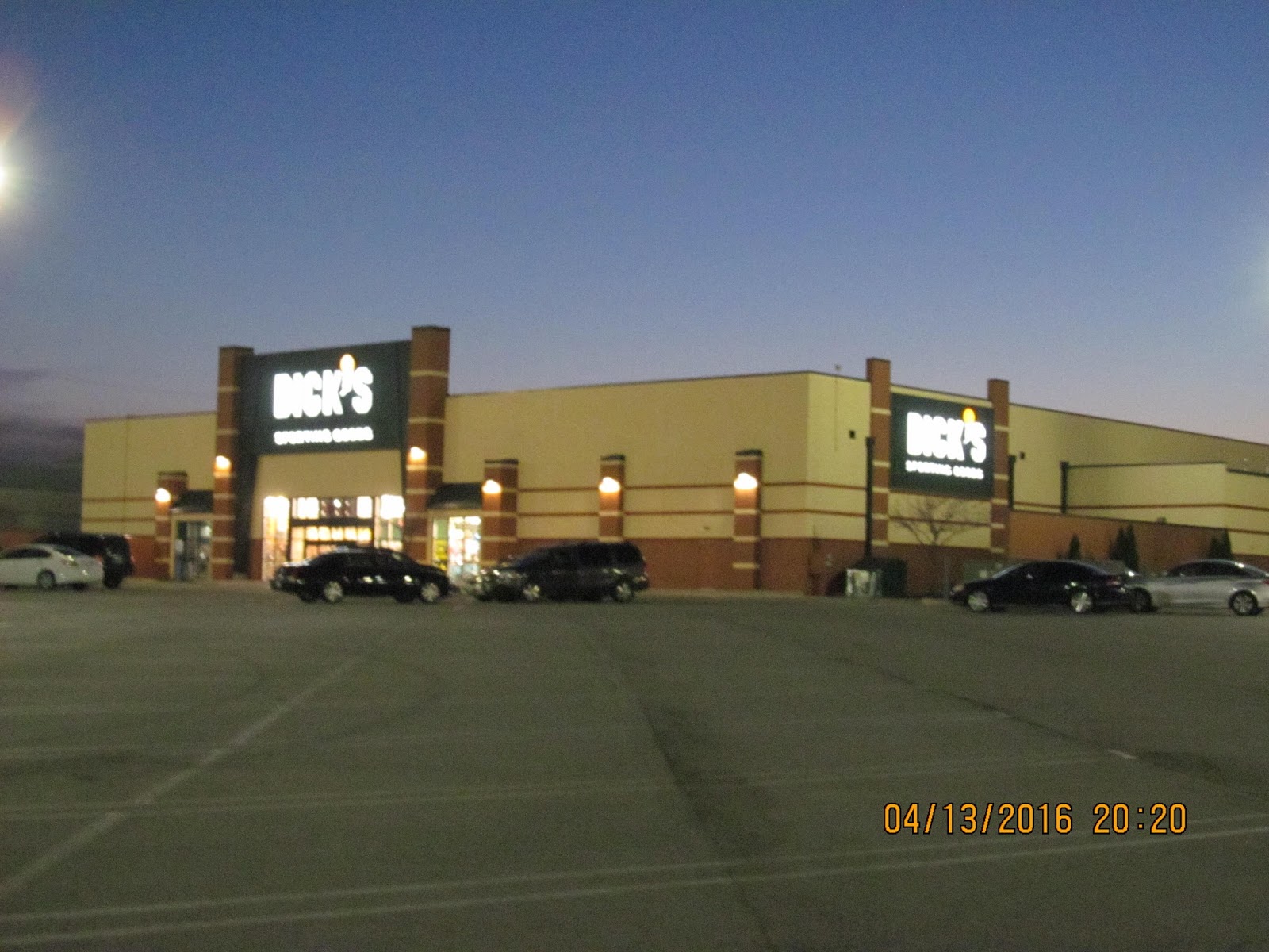 Trip to the Mall Mid Rivers Mall St. Peters, Missouri