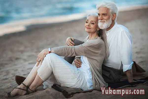 Doa Mencari Jodoh Katolik yang Singkat Agar Terkabul