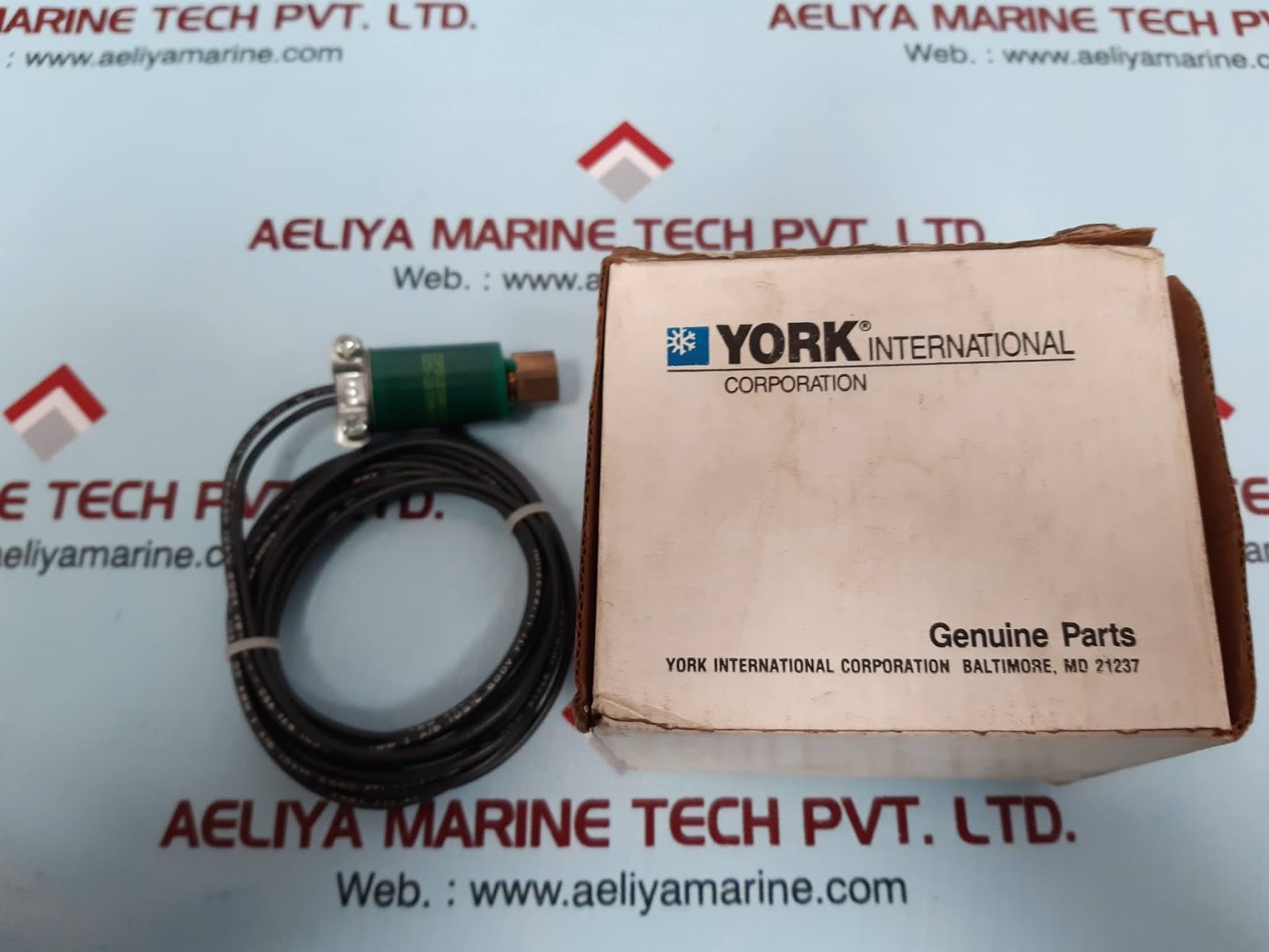 YORK 02528399 HIGH PRESSURE SWITCH Aeliya Marine