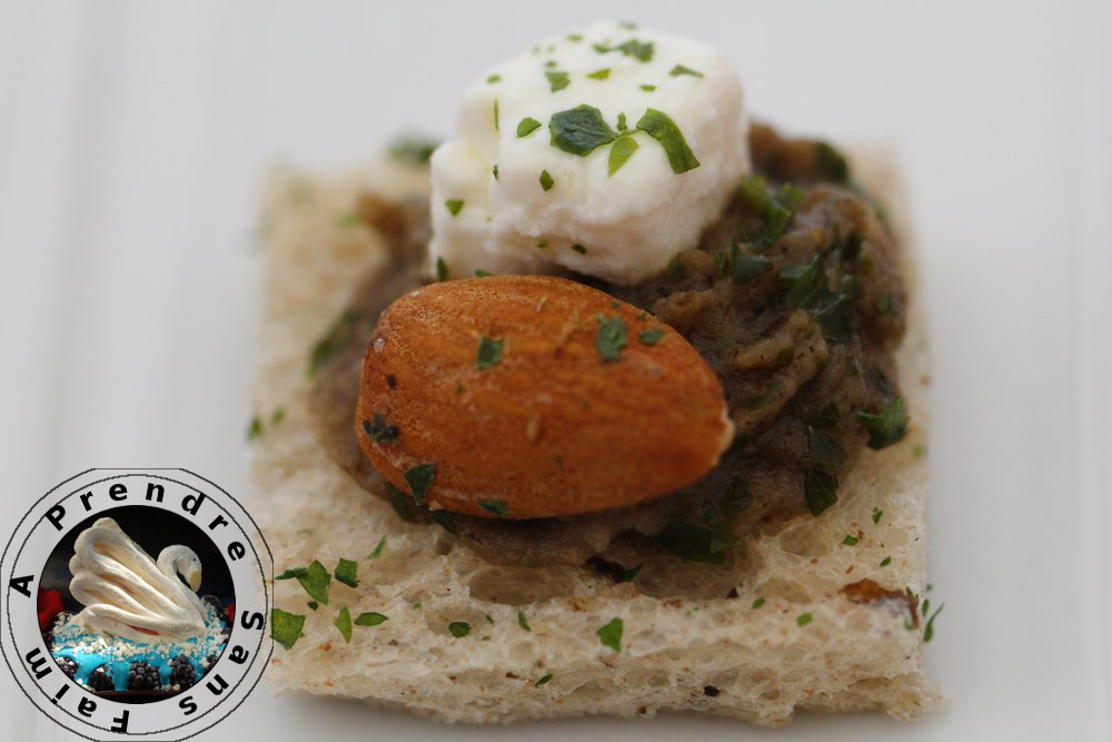 Bouchées caviar d'aubergines, feta et amande A Prendre Sans Faim