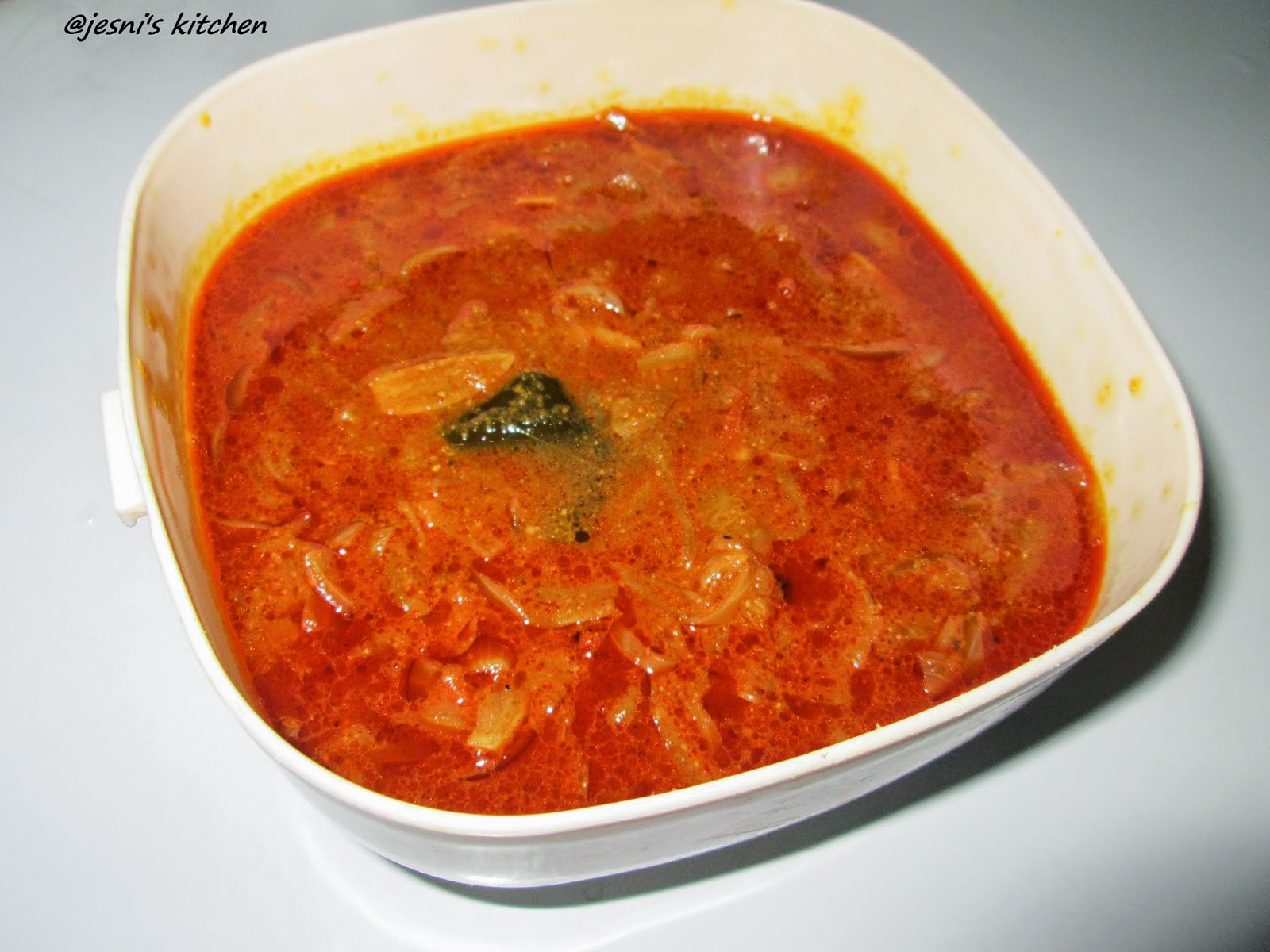 Jesni's Kitchen Simple Tomato Onion gravy