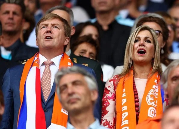 King Willem Alexander and Queen Maxima watched the UEFA WEURO 2017 Group A match. Queen wore Natan dress