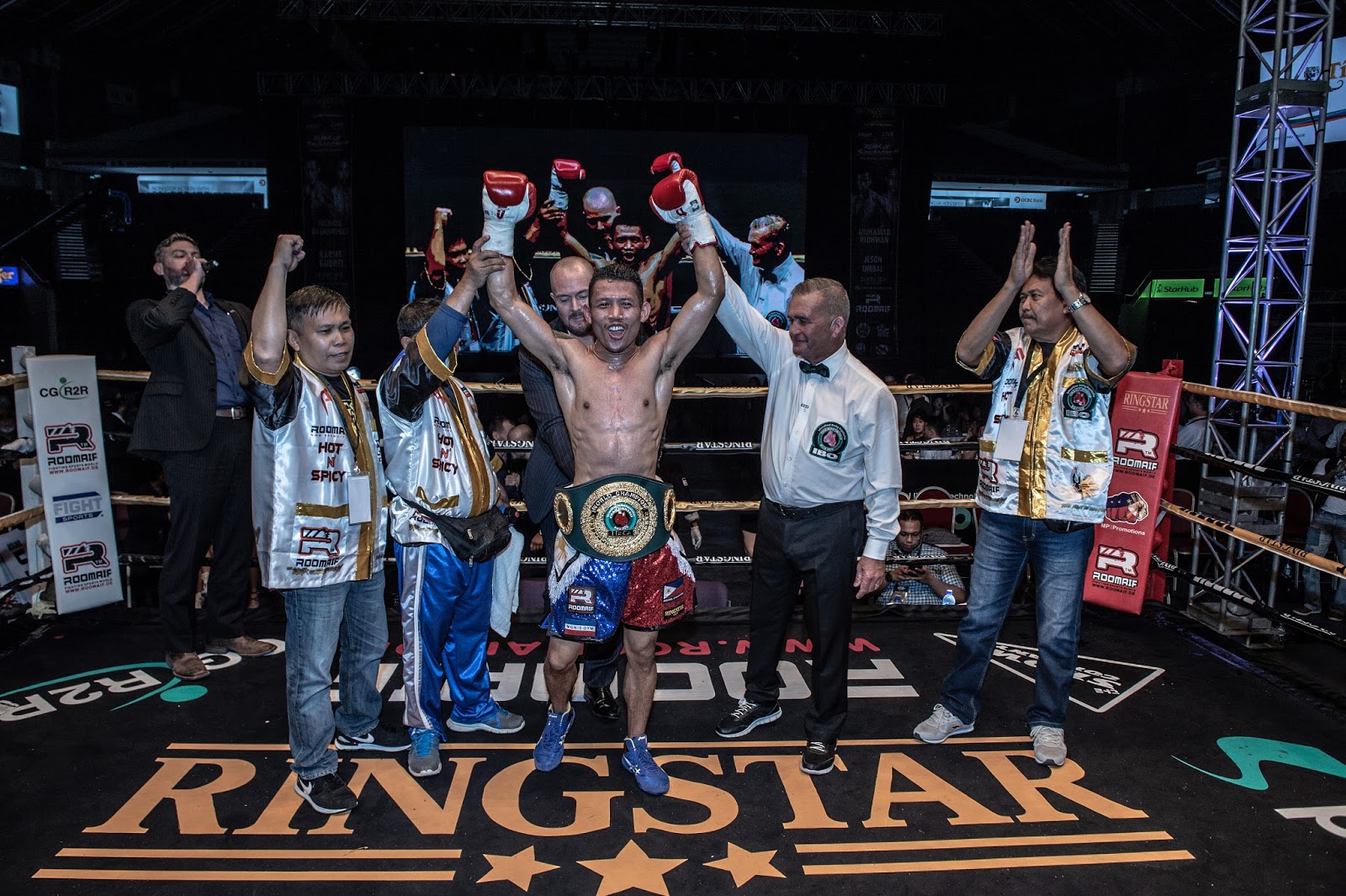 Pinoy Active Filipino Boxer Michael "Gloves on Fire" Dasmarinas Wins