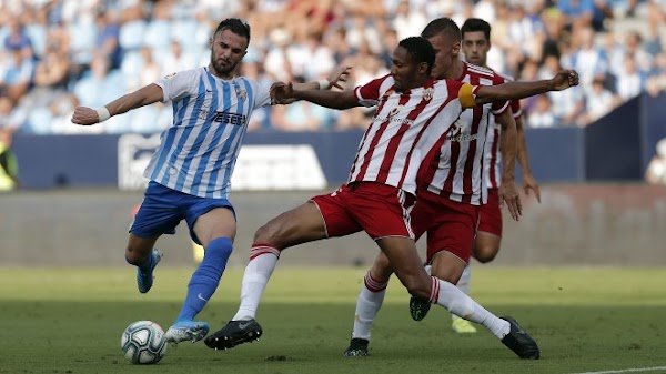 El Málaga pierde con un gol tempranero del Almería (0-1)