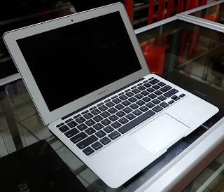 MacBook Air Core i5(11-inch, Early 2015)