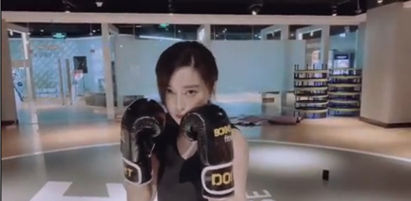 c-star-fan-bing-bing-gets-her-boxing-gloves-on-in-preparation-for-the-hollywood-film-355