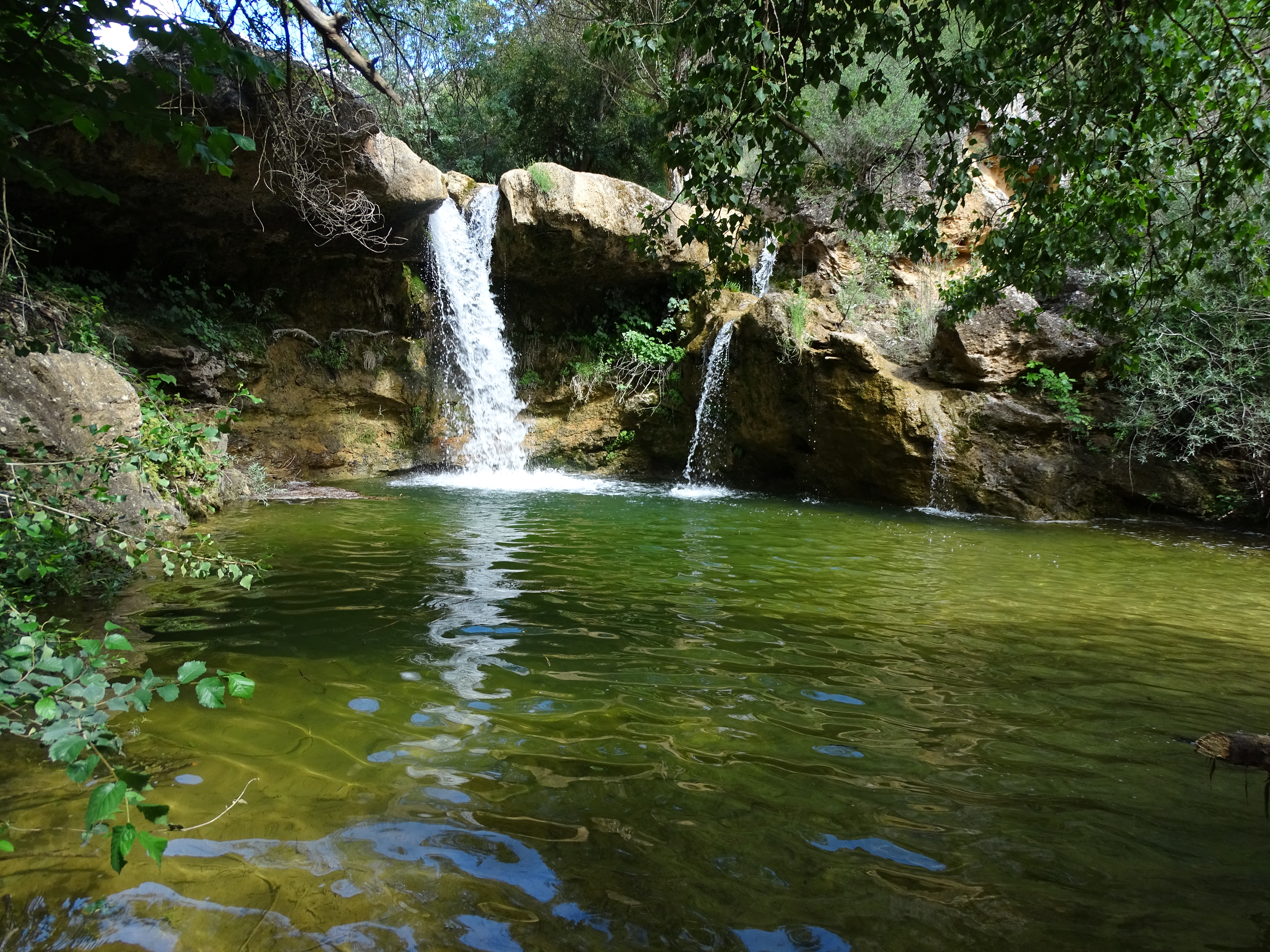 Foto de Hoz del Río Trabaque en Albalate de las Nogueras, Cuenca