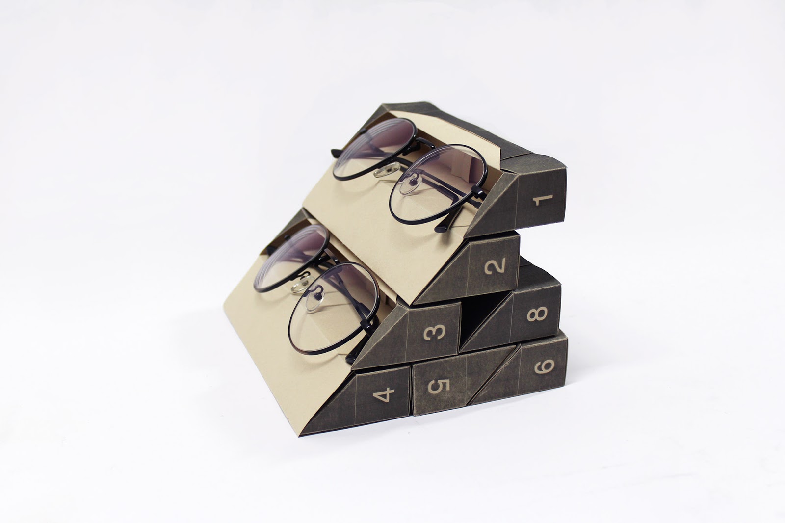 Displayable Eyeglasses Package (Student Project) Packaging Of The World