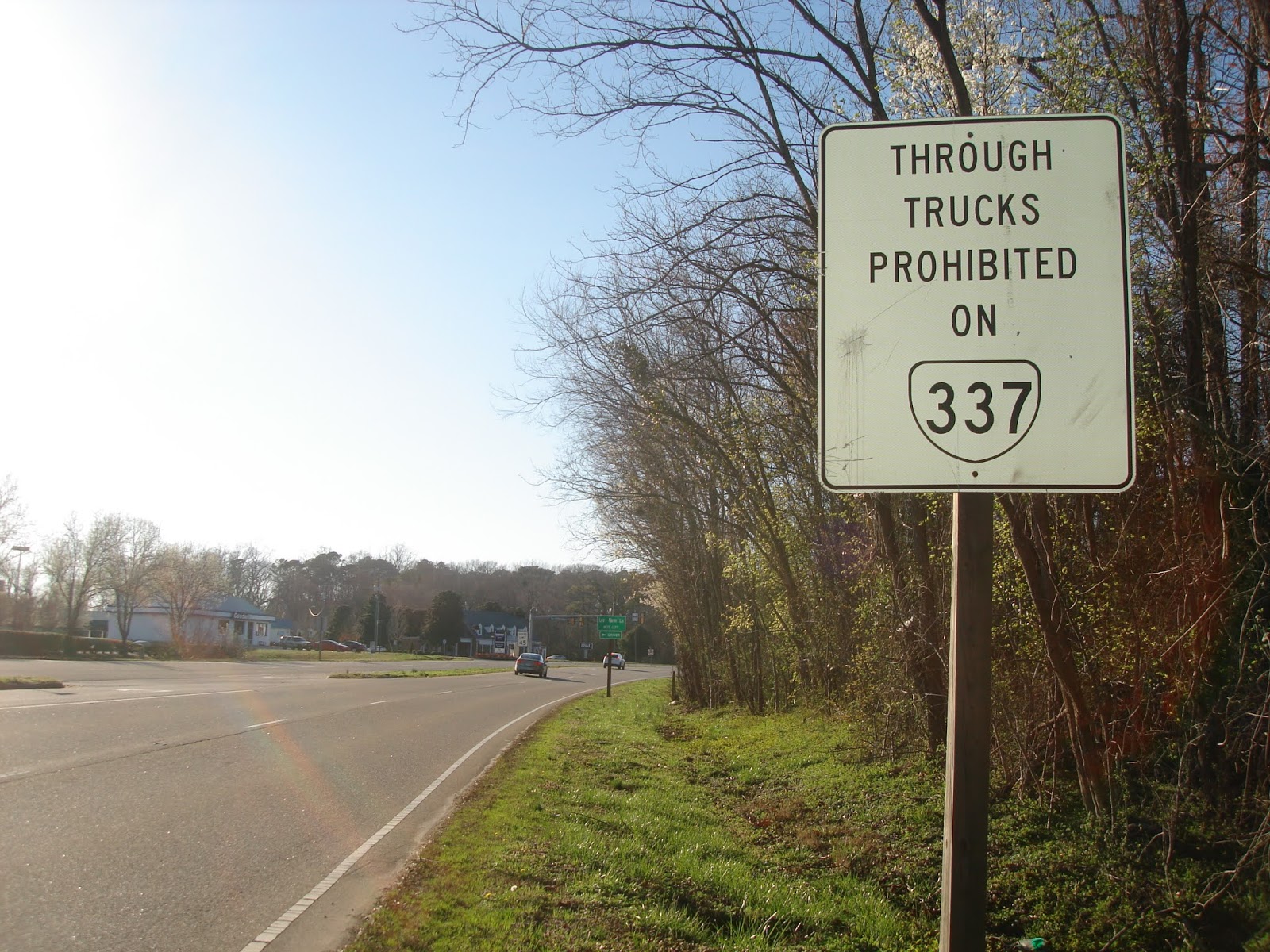 Luke's Signs Route 17/Bridge Road & Lee Farm Lane Suffolk, VA