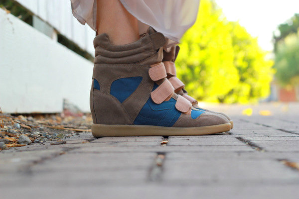 vander wedge sneaker