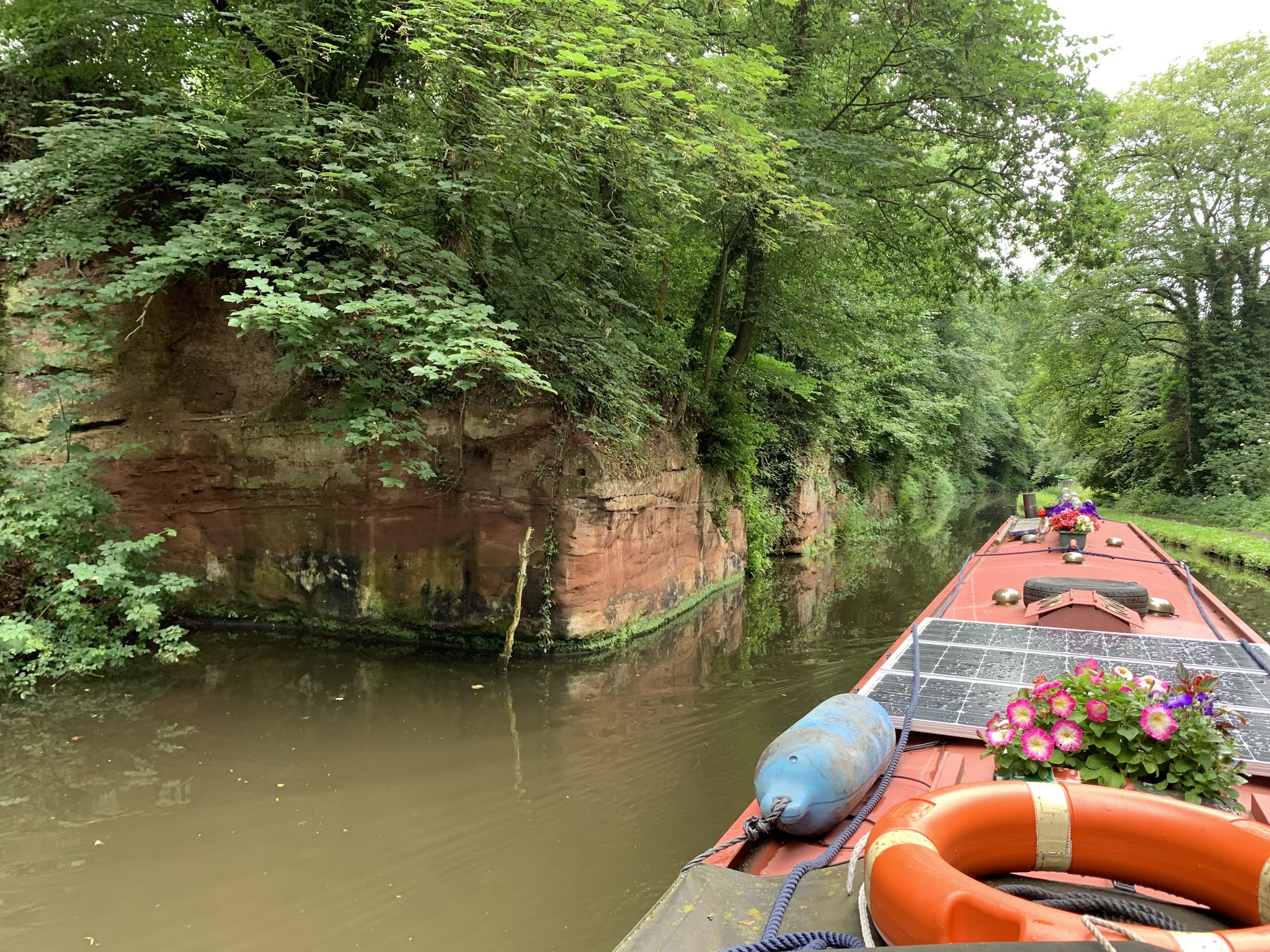 Narrowboat Annie Dodging the showers to Kinver