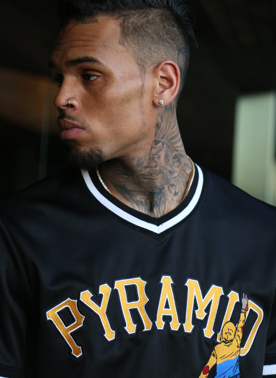 pyramid clothing website