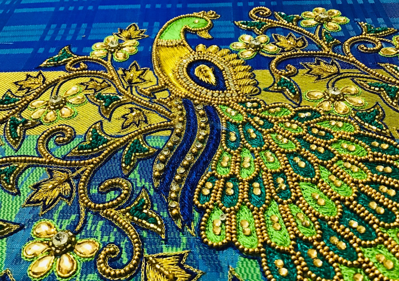 Grand peacock embroidery Grand peacock embroidery
