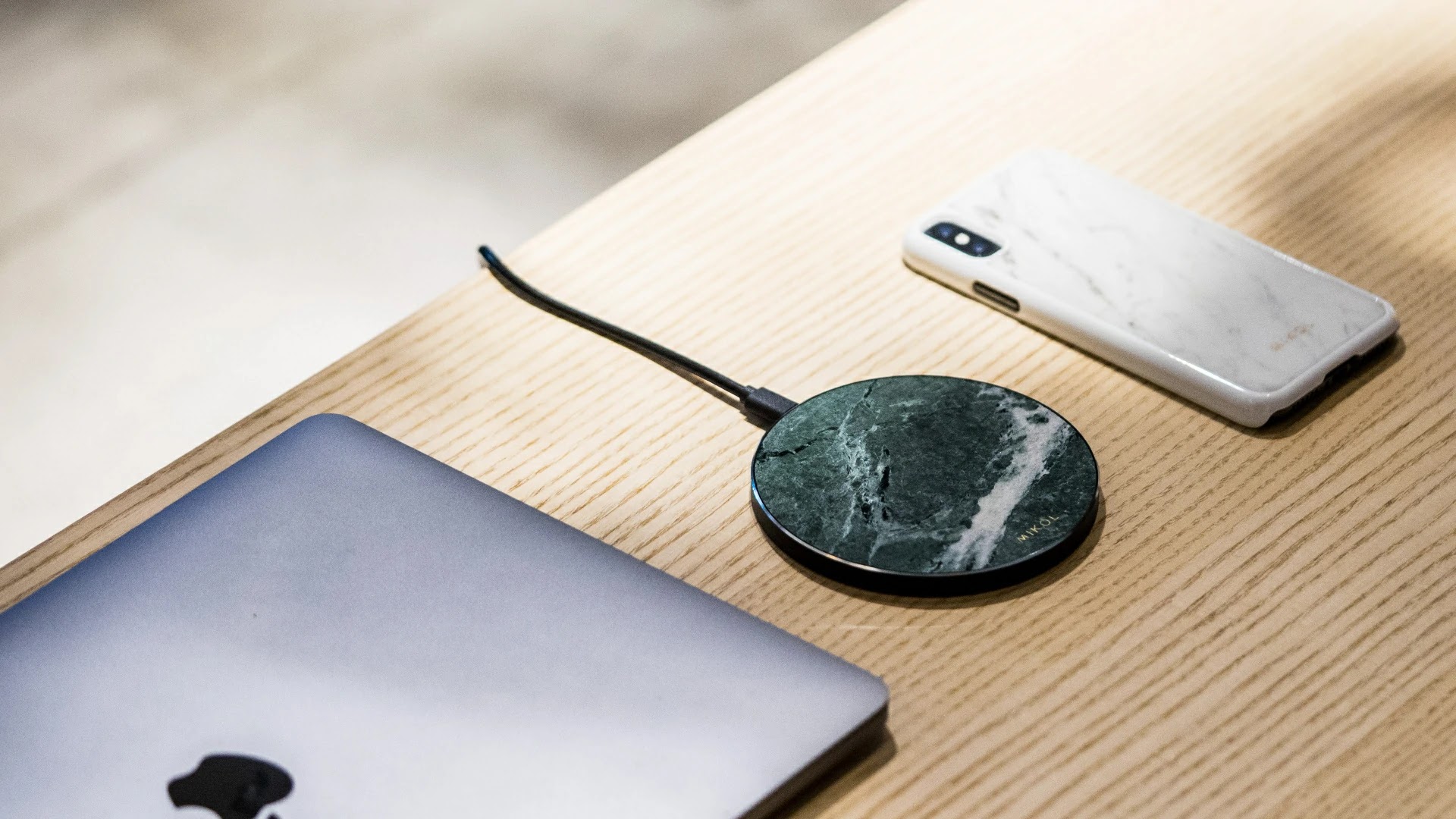 What is Wireless Charging? How does Wireless Charging work? Is