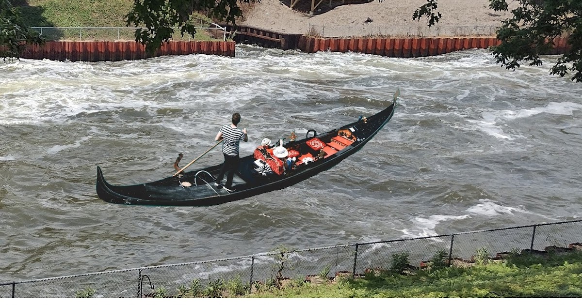 Brothers from Italy Bring Gondolas to Point Pleasant Canal