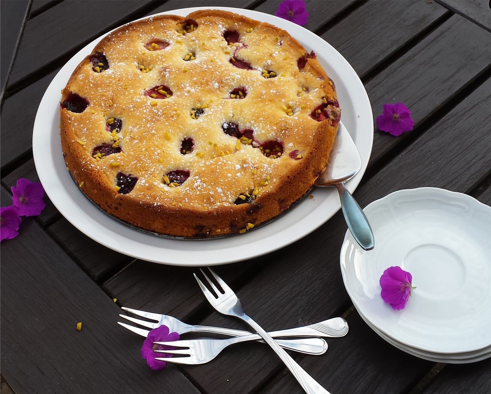 BEEREN-JOGHURT-KUCHEN - saraokla BEEREN-JOGHURT-KUCHEN - saraokla