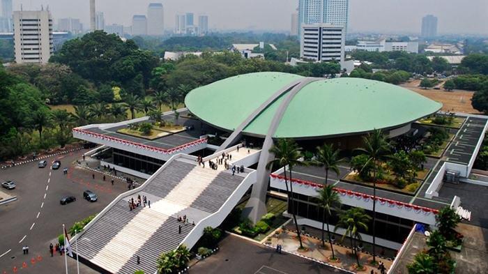 DPR Hilang Nurani Saat Rakyat Dirundung Corona DPR Hilang Nurani Saat Rakyat Dirundung Corona