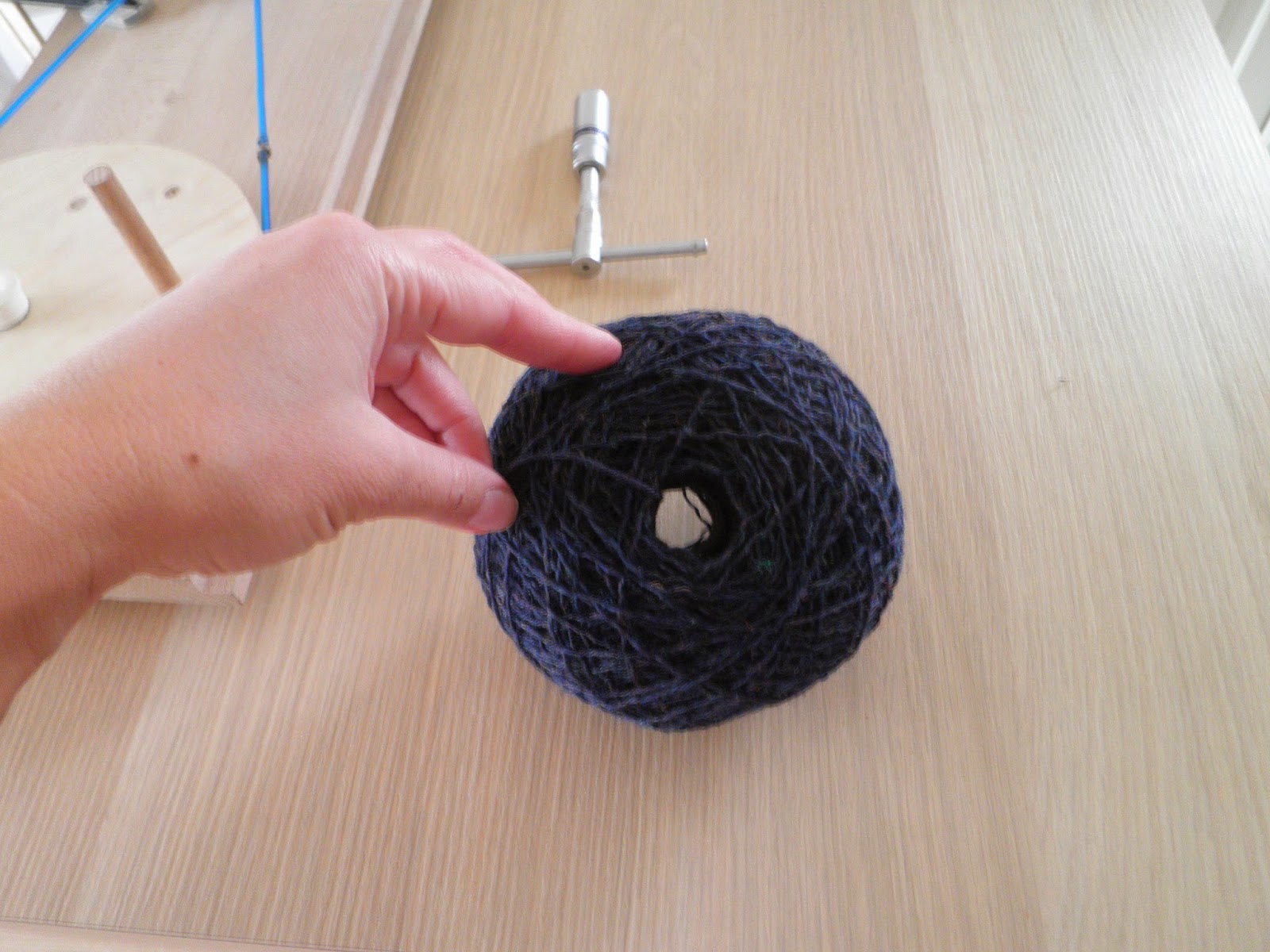 DIY Yarn ball winder from scraps Knitwear and Crafts