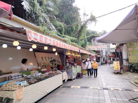 苗栗景點-洗水坑豆腐街-平日街上好冷清,熱鬧不見了