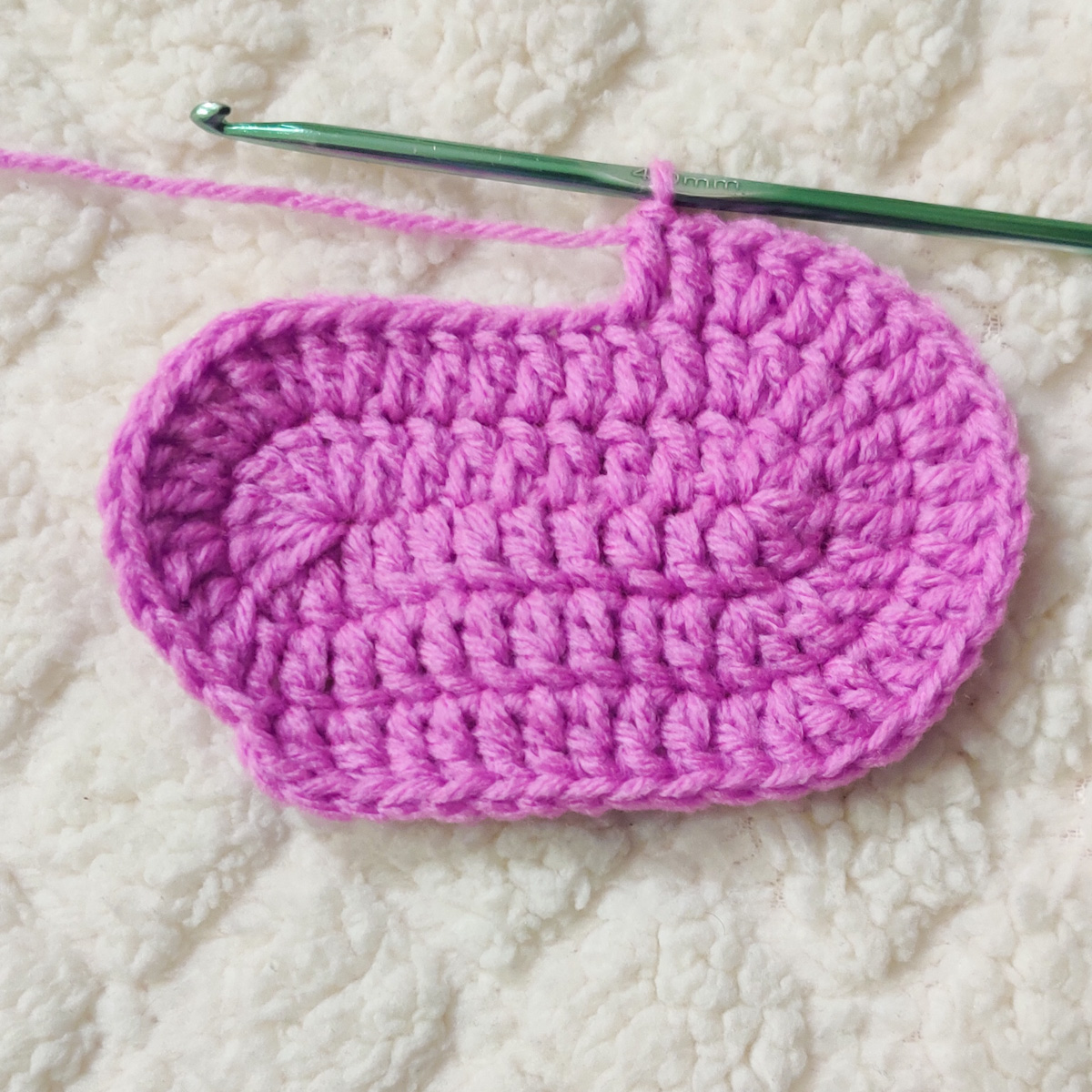 Raji's Craft Hobby How To Crochet Oval Base For Bags, Baskets Tutorial