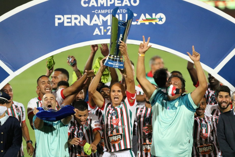 BLOG DO ILIVALDO DUARTE PRIMEIRA VEZ SALGUEIRO, campeão pernambucano BLOG DO ILIVALDO DUARTE PRIMEIRA VEZ SALGUEIRO, campeão pernambucano