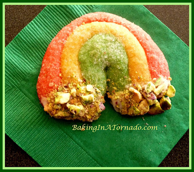 Lucky Leprechaun Cookies | recipe developed by www.BakingInATornado.com | #recipe #dessert