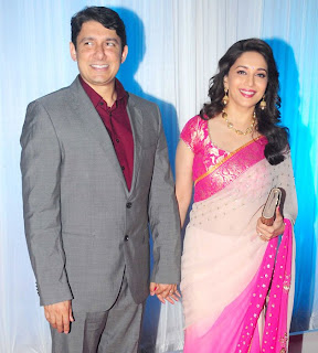 Madhuri Dixit with Husband Photo: Esha Deol's Marriage Reception 