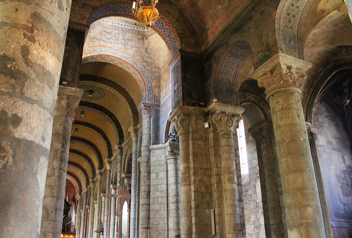 Photos d'Eglises Mises à Jour POITIERS (86) Eglise Notre Dame la Grande