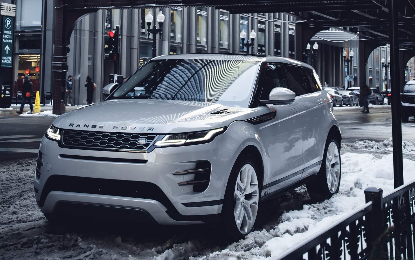 Range Rover Evoque 2020 chega aos EUA: fotos e detalhes