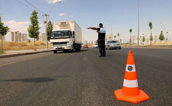Diyarbakır Büyükşehir Belediyesinden ağır tonajlı araçlara sıkı denetim