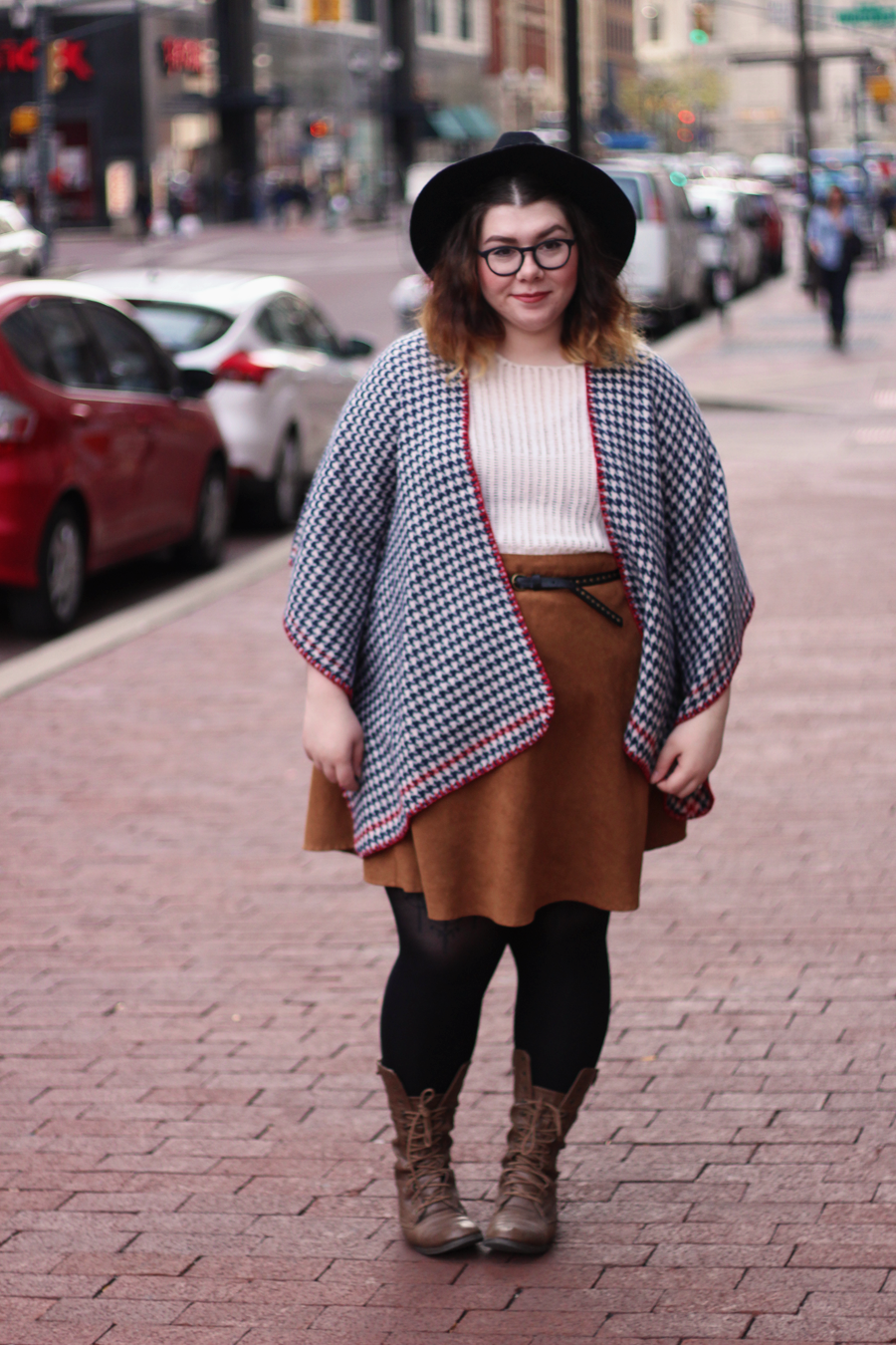 Houndstooth & Brown | katielikeme.com fashion outfit fall style
