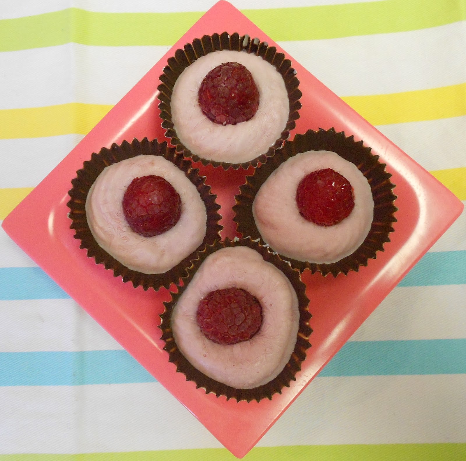 Baking Banquet Frozen Yogurt and Chocolate Bliss Cups