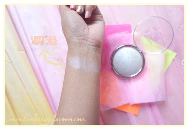 catrice arctic glow highlighting powder