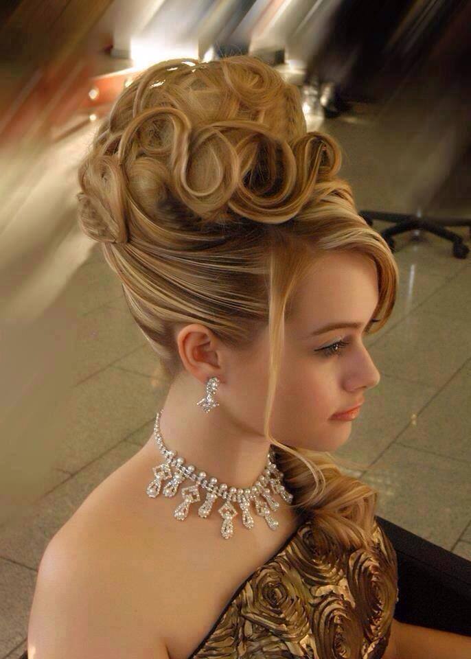 Party Stunning Hair Styles For Girls 
