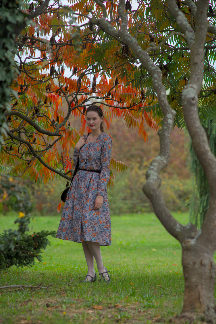 diy autumn dress, vintage blogger, sewing blog, handmade dress, georgiana quaint