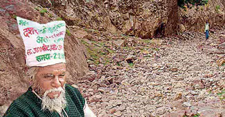 Dashrath Manjhi Biography : the Real Hero