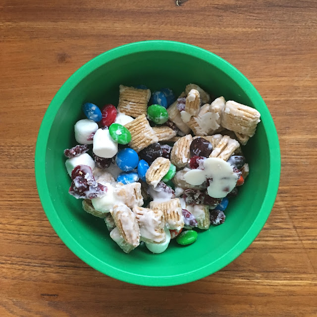 snow day snack mix recipe
