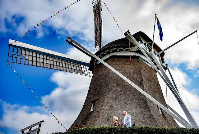 Princess Beatrix attended the opening of the windmill De Vlijt, also known as the Meule van Wassens