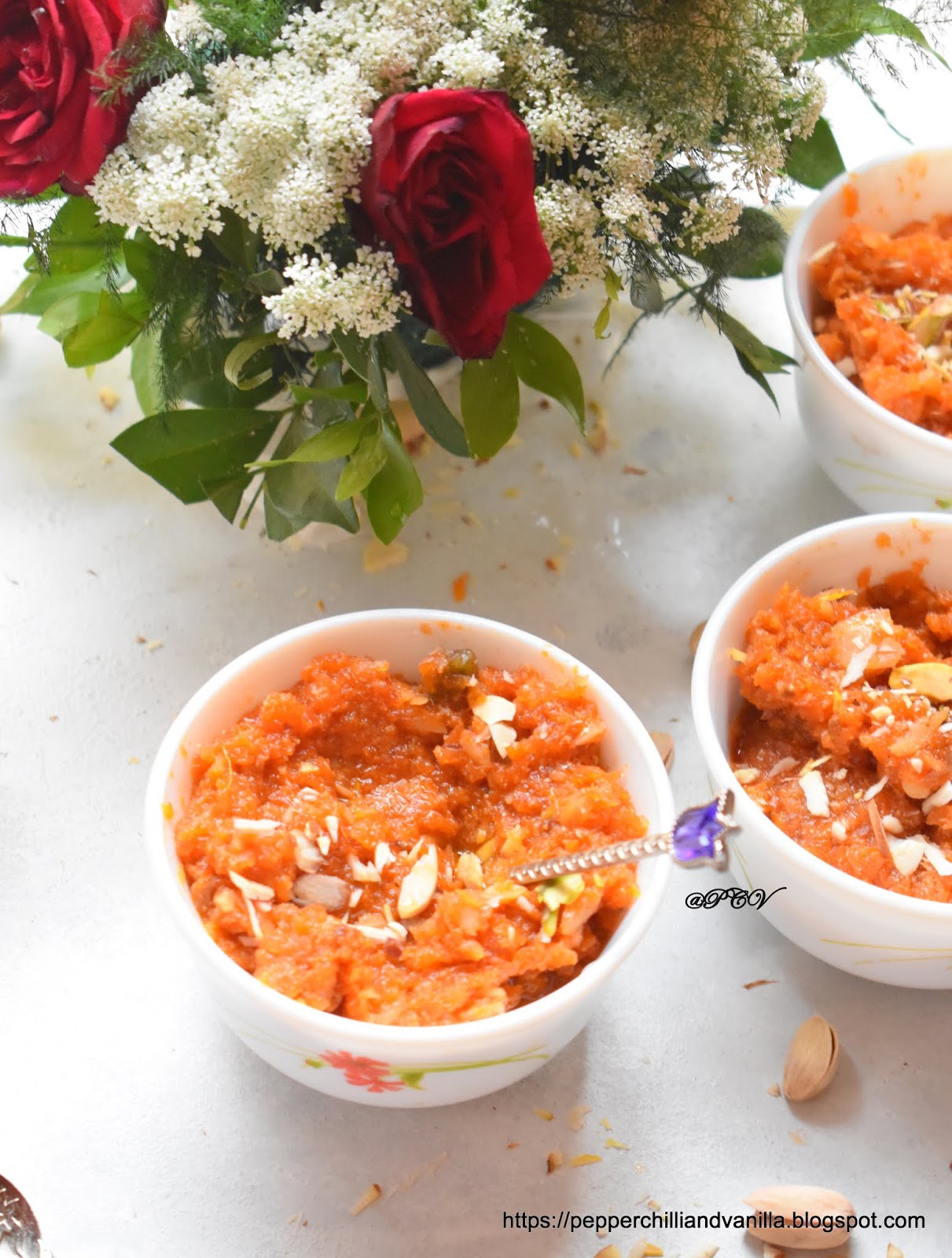 Gajar Halwa Recipe/Gajar Halwa Pressure Cooker Method Pepper, Chilli